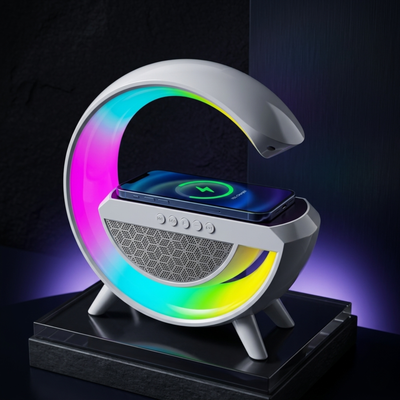 Luminária LED RGB com Caixa de Som Bluetooth, Carregador Sem Fio 15W, Relógio Despertador e Base de Carregamento Rápido para iPhone/Android